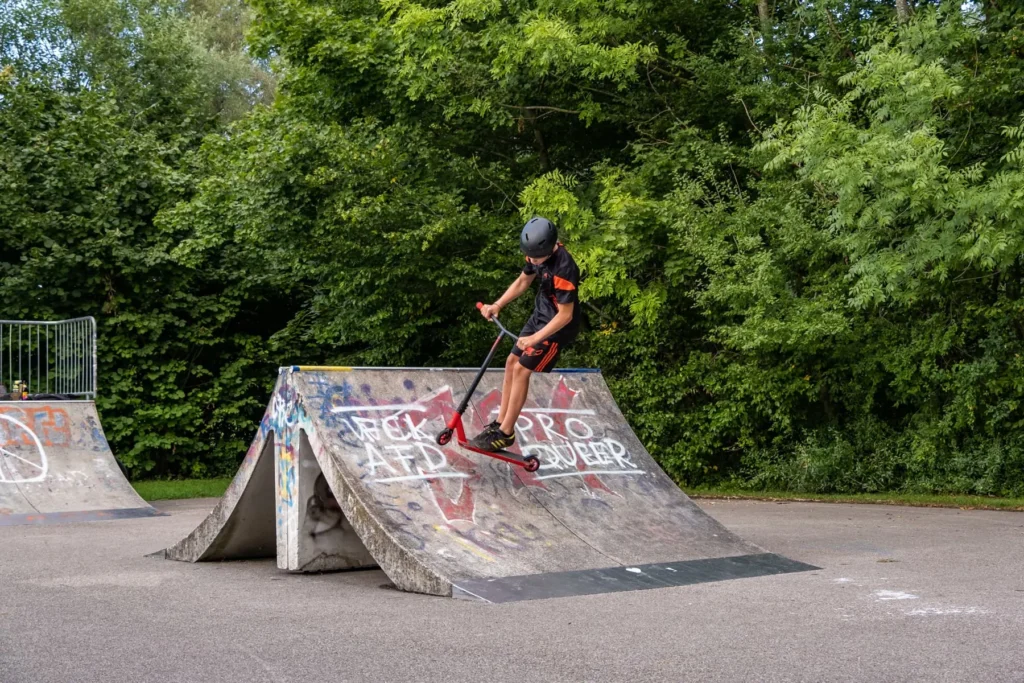 Zeigt einen Skaterpark